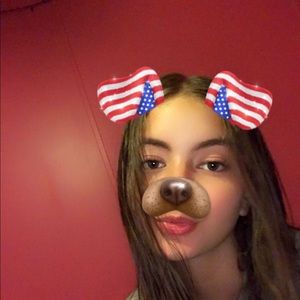 Meet your Posher, Elaina